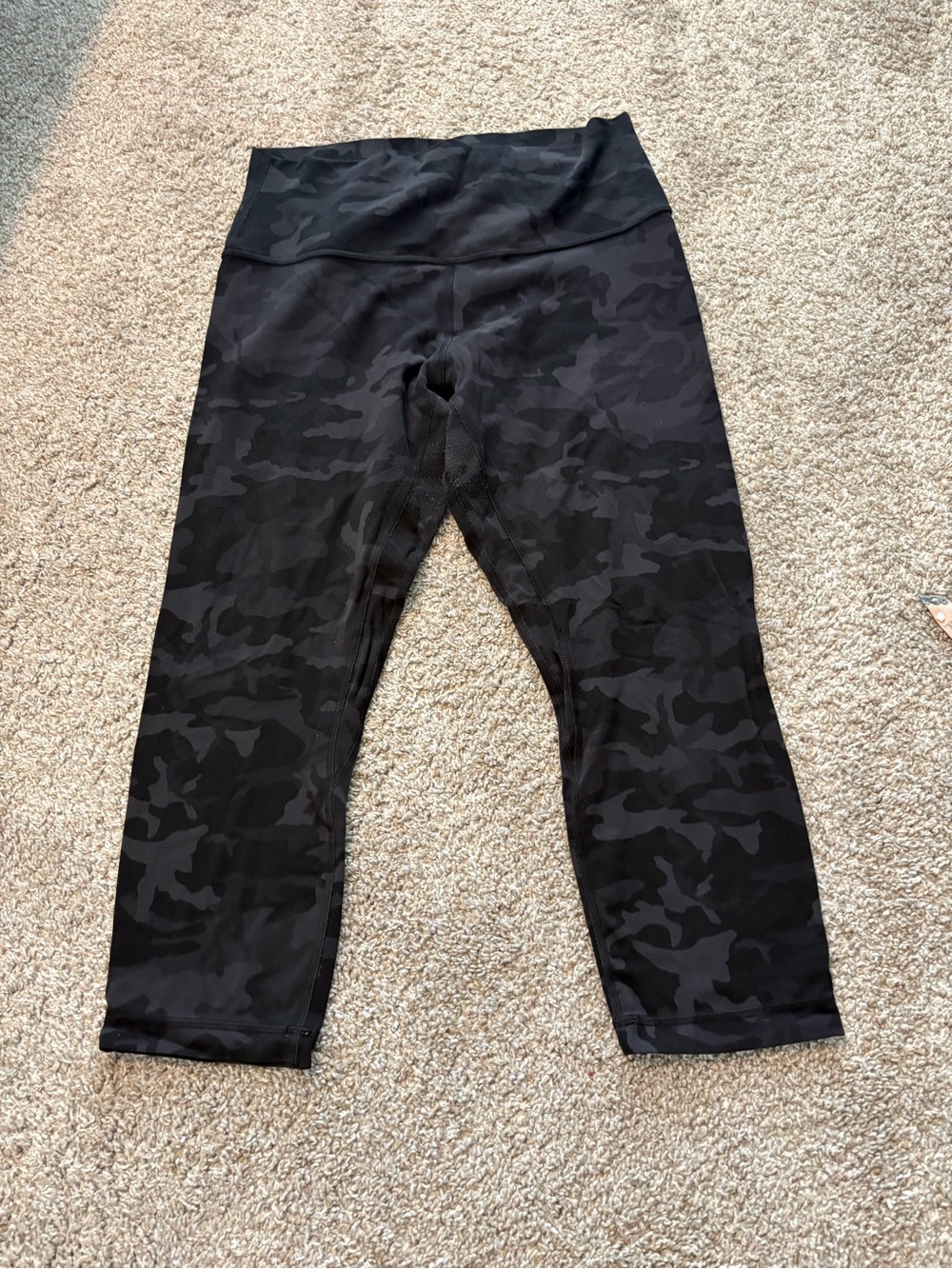 lululemon athletica Black Camo Capri Leggings